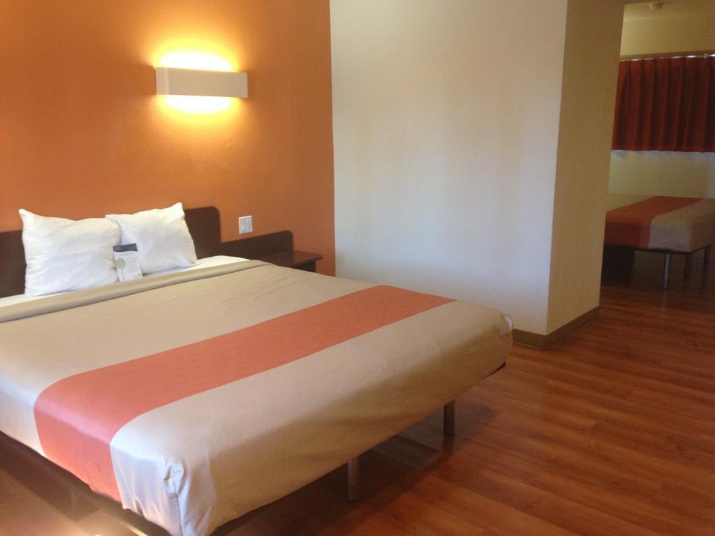 Motel 6 Gardena Δωμάτιο φωτογραφία