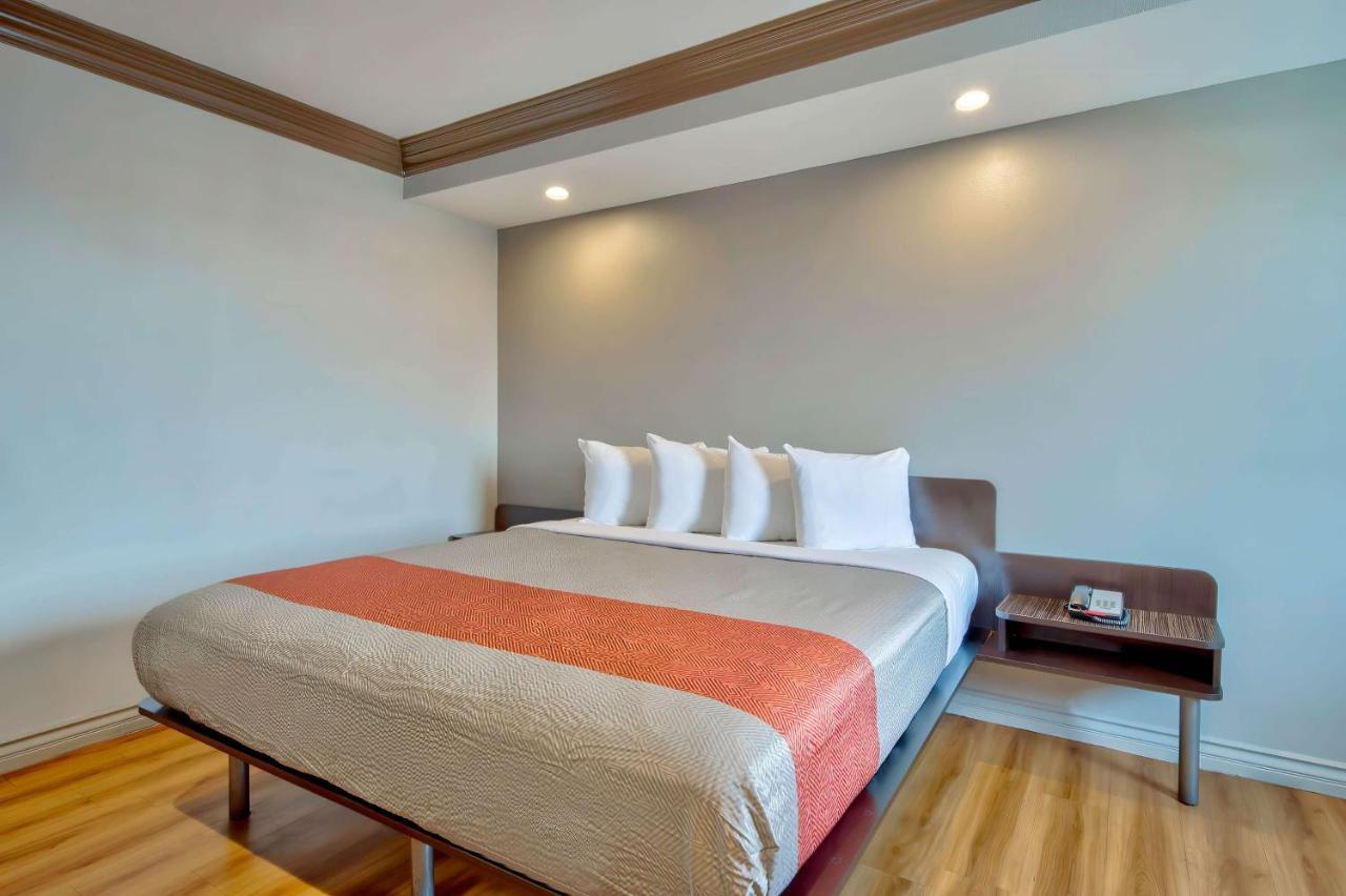 Motel 6 Gardena Εξωτερικό φωτογραφία